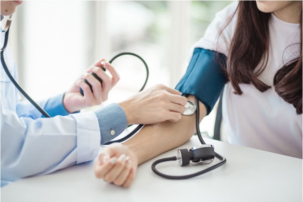 "PCR LAB" "análisis clínicos", "pruebas de laboratorio", "diagnóstico médico", "salud", "laboratorio de análisis", "examen de sangre", "medicina clínica" y "médico."